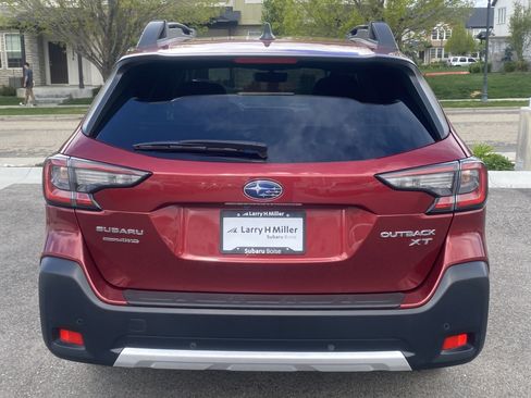 Certified 2023 Subaru Outback Limited XT image 5