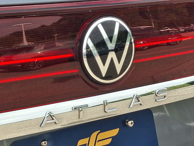 Used 2025 Volkswagen Atlas SE AWD/4WD image 31