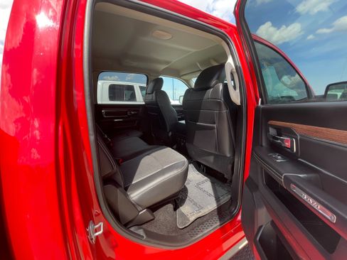 Used 2016 RAM 1500 Laramie w/ Convenience Group AWD/4WD image 23