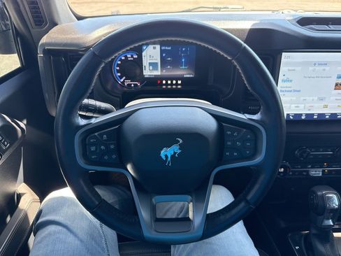 Used 2021 Ford Bronco First Edition AWD/4WD image 10