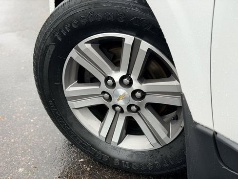 Used 2016 Chevrolet Traverse LT image 28