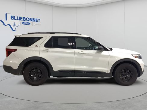 Certified 2022 Ford Explorer Timberline AWD/4WD image 3