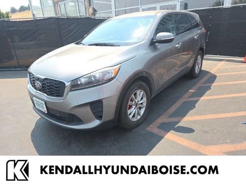 Used 2019 Kia Sorento FWD image 1