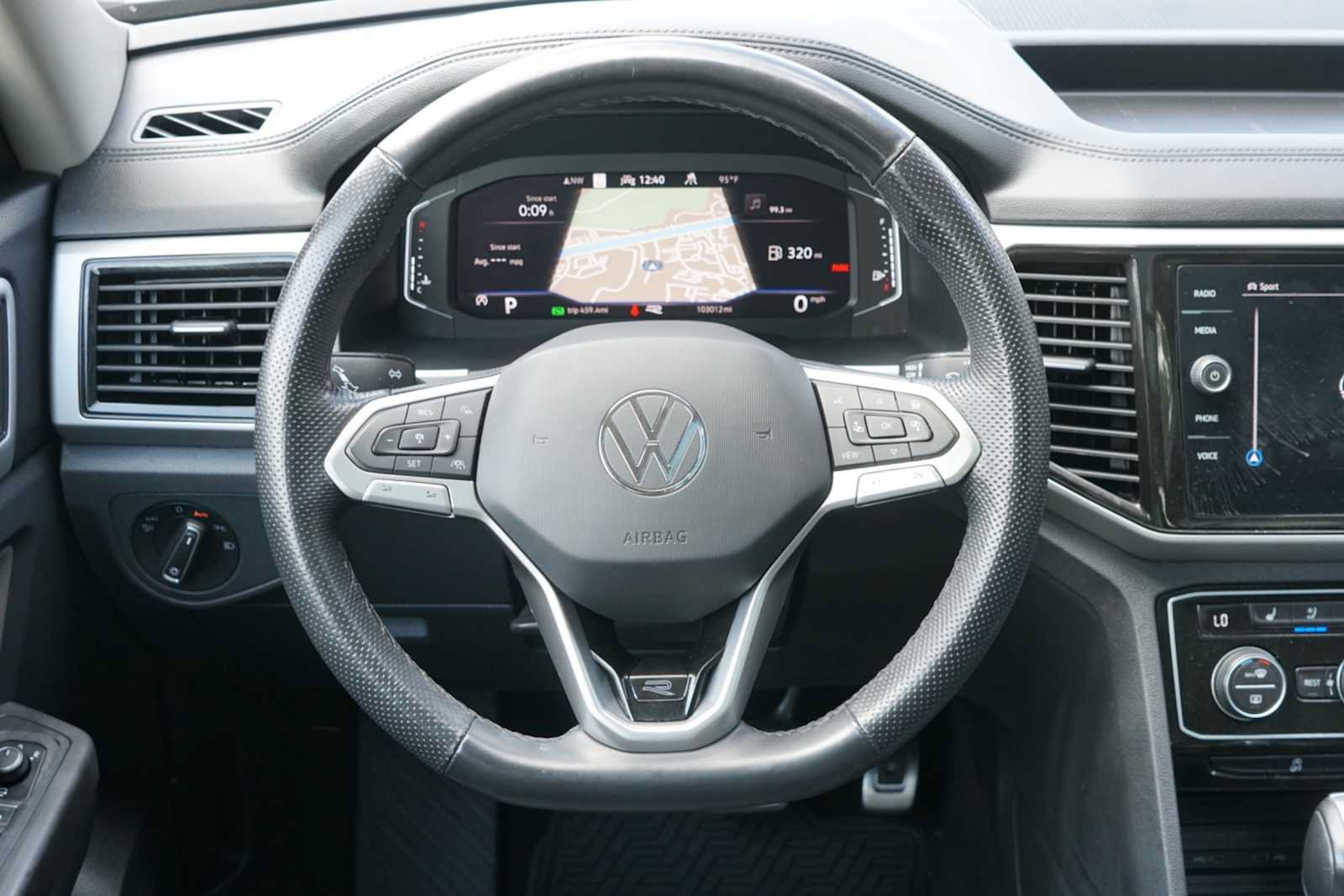 Used 2022 Volkswagen Atlas SEL Premium AWD/4WD image 21