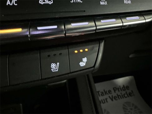 Certified 2023 Cadillac XT4 Premium Luxury w/ Technology Package image 48