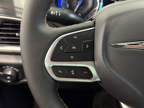 New 2026 Chrysler Pacifica Pinnacle w/ Trailer Tow Group image 36