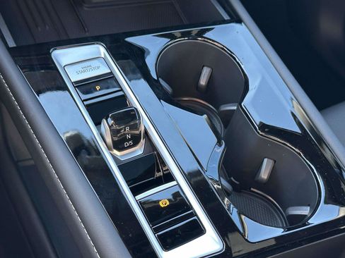 New 2026 Volkswagen Atlas Cross Sport SEL Premium R-Line image 31