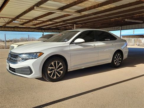 Used 2024 Volkswagen Jetta S image 1