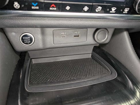 Used 2021 Nissan Rogue SL AWD/4WD image 26