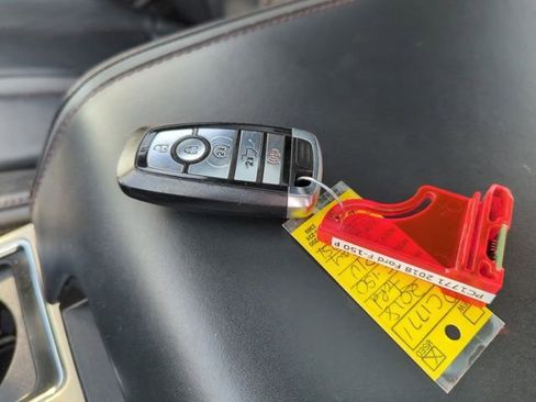 Used 2018 Ford F150 Platinum AWD/4WD image 36