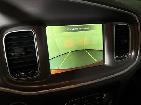 Used 2022 Dodge Charger Scat Pack w/ Driver Convenience Group image 32