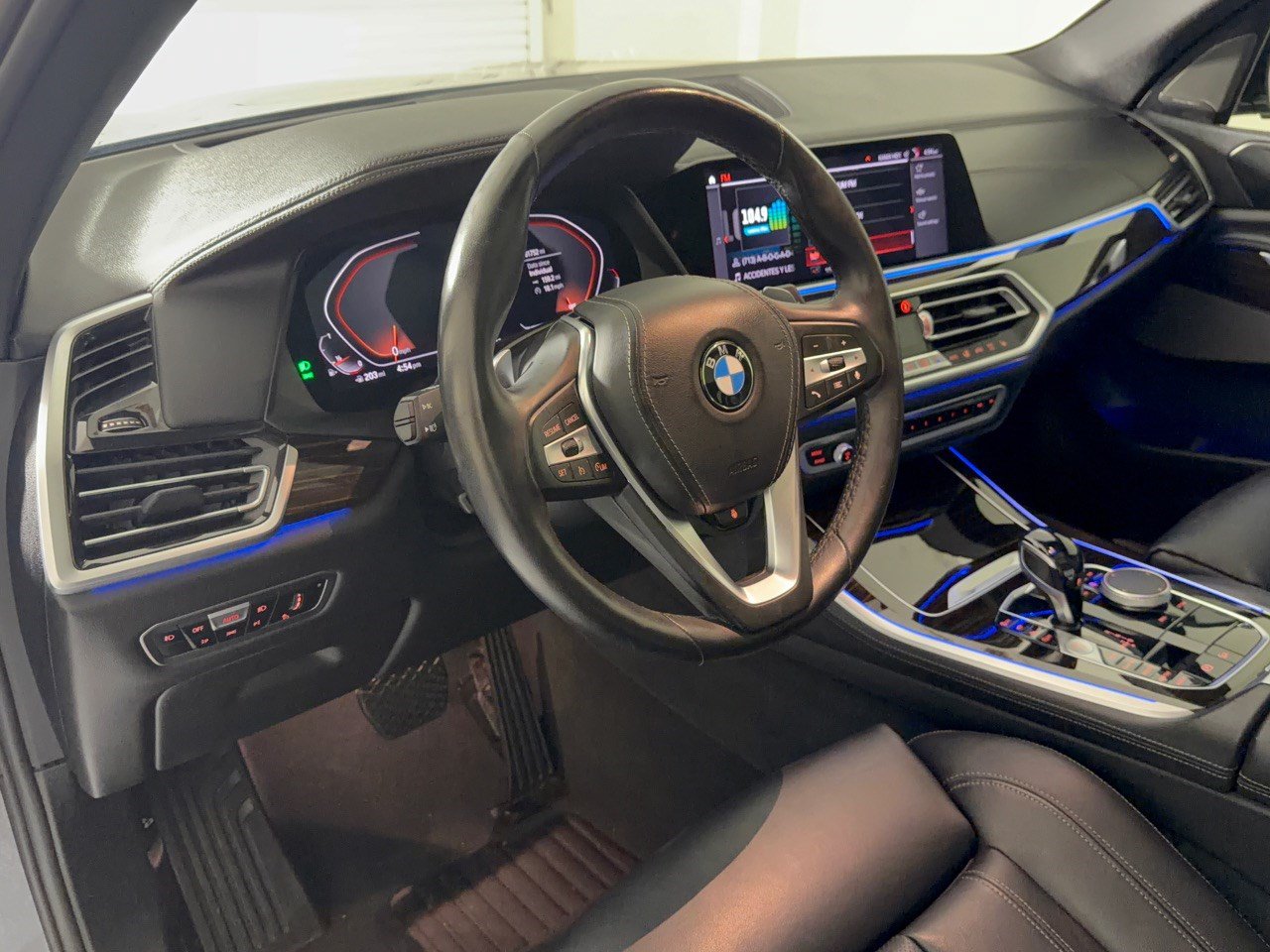 Used 2019 BMW X5 xDrive40i w/ Premium Package 2 AWD/4WD image 4