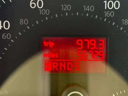 Used 2009 Volkswagen Beetle S FWD image 20
