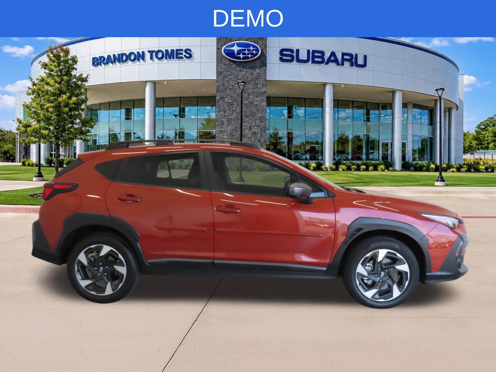 Used 2025 Subaru Crosstrek 2.5i Limited w/ Crosstrek Mirror Package AWD/4WD image 2