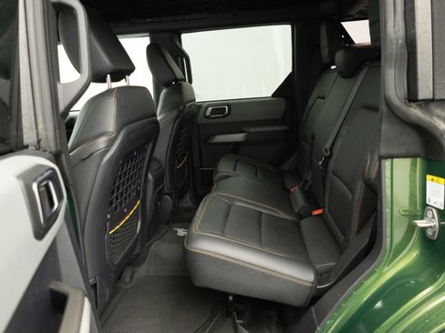 Used 2023 Ford Bronco Badlands image 25