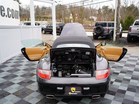 Used 2005 Porsche 911 Carrera image 92