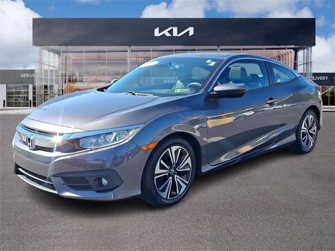 Used 2017 Honda Civic EX-T image 3