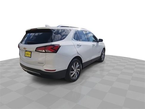 Used 2024 Chevrolet Equinox Premier image 8