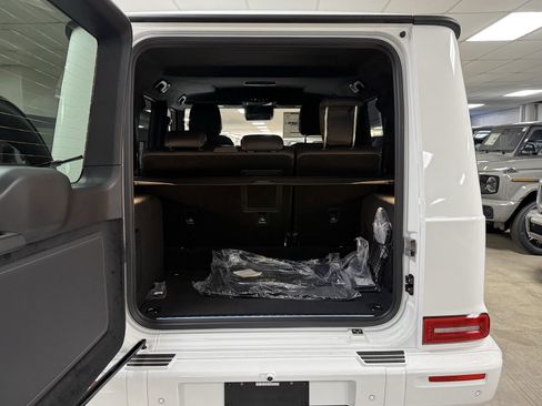 New 2026 Mercedes-Benz G 550 image 12