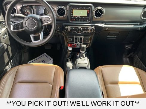 Used 2023 Jeep Gladiator Rubicon w/ LED Lighting Group AWD/4WD image 24