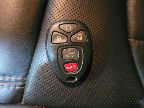 Used 2016 GMC Acadia Denali AWD/4WD image 32