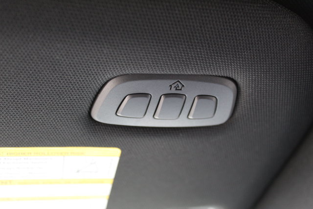 Used 2026 Lincoln Navigator Reserve AWD/4WD image 28