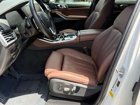 Used 2021 BMW X5 sDrive40i w/ Premium Package RWD image 19