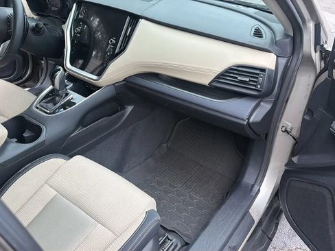 Used 2020 Subaru Outback Premium AWD/4WD image 13