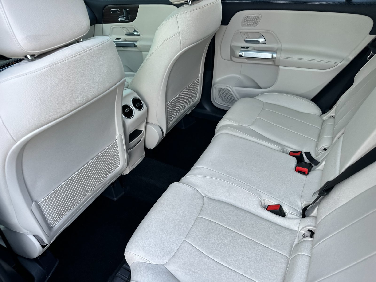 Certified 2026 Mercedes-Benz GLB 250 4MATIC image 12