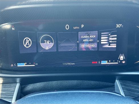 Used 2022 Jeep Wagoneer Series III image 12