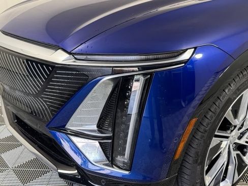 Certified 2024 Cadillac Lyriq Luxury w/ Nappa Leather Package RWD image 16