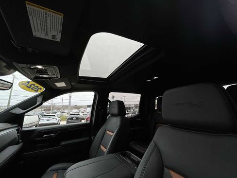 Certified 2024 GMC Sierra 1500 AT4 w/ Technology Package image 18