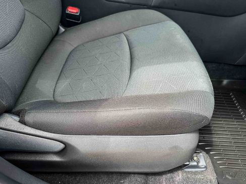 Used 2024 Toyota RAV4 XLE w/ Convenience Package FWD image 25