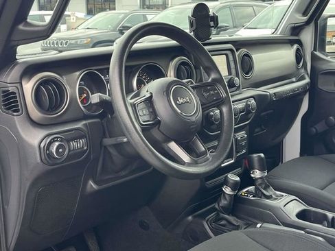 Used 2021 Jeep Wrangler Unlimited Sport image 12