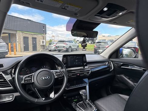 Used 2021 Kia Seltos EX AWD/4WD image 24