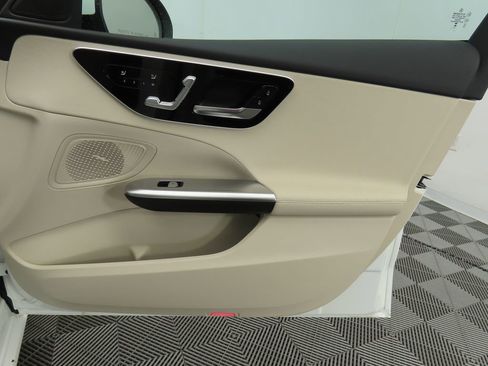 Certified 2025 Mercedes-Benz C 300 Sedan image 25