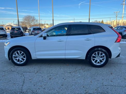 Used 2019 Volvo XC60 T5 Momentum w/ Premium Package image 2