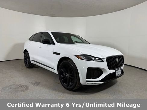 Used 2025 Jaguar F-PACE R-Dynamic S image 3