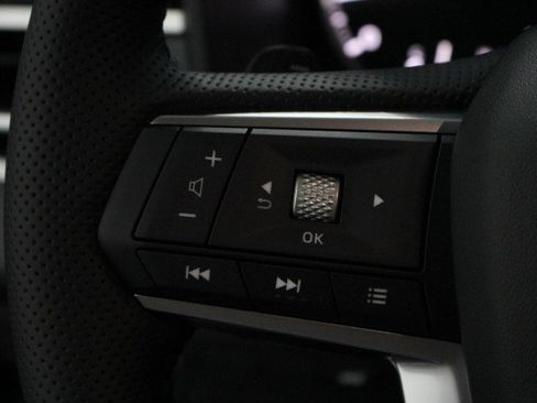 New 2026 Mitsubishi Outlander SE image 9