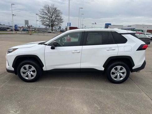 Certified 2025 Toyota RAV4 LE image 5