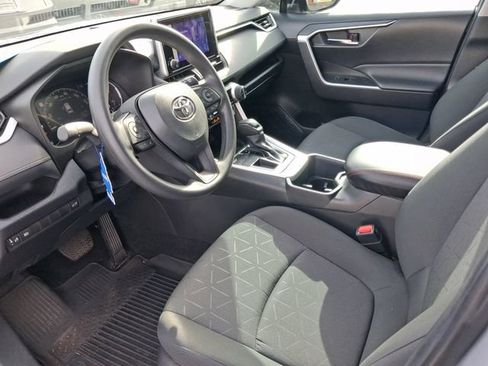 Used 2024 Toyota RAV4 XLE w/ Convenience Package FWD image 11
