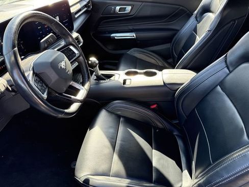 Used 2024 Ford Mustang Premium image 17