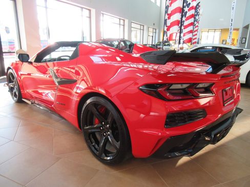 New 2025 Chevrolet Corvette Z06 w/ Z07 Performance Package RWD image 4