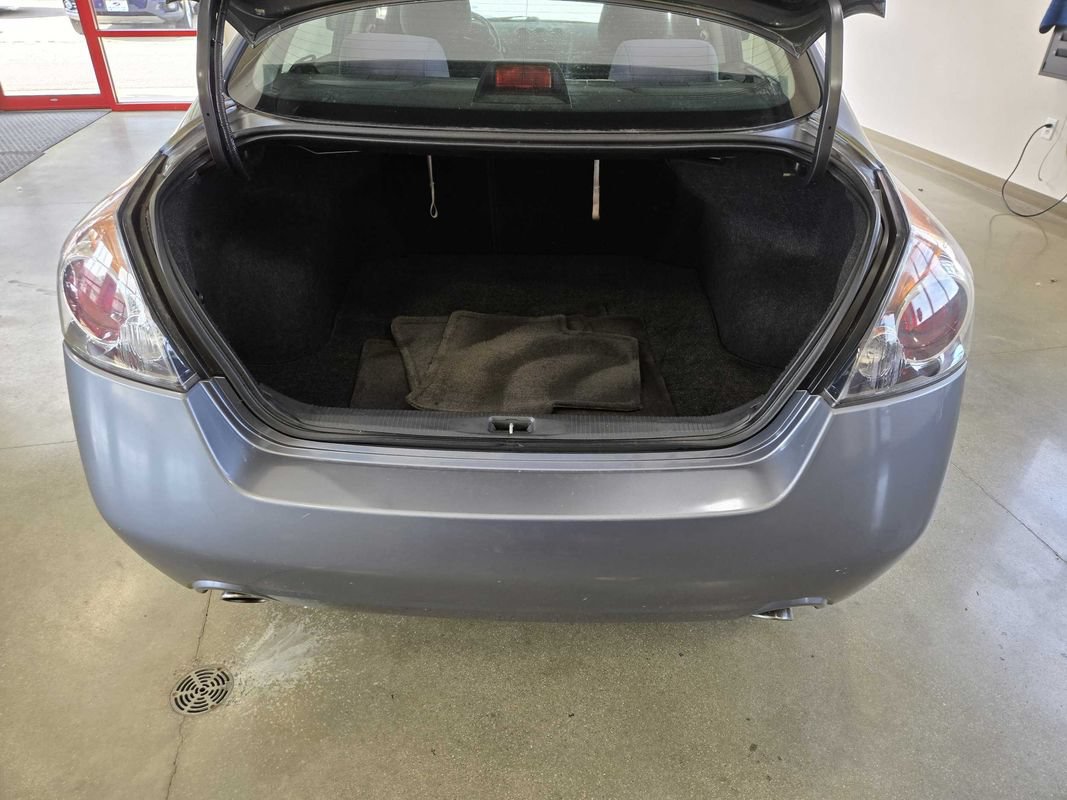 Used 2010 Nissan Altima 2.5 S w/ Convenience Plus Pkg FWD image 30