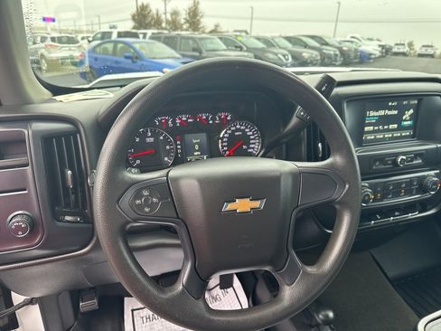Used 2018 Chevrolet Silverado 1500 Custom w/ Custom Value Package image 25