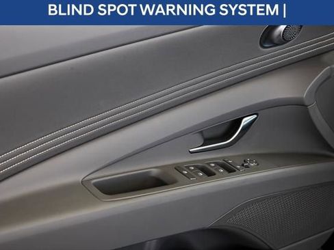 Used 2024 Hyundai Elantra SEL w/ Convenience Package FWD image 14