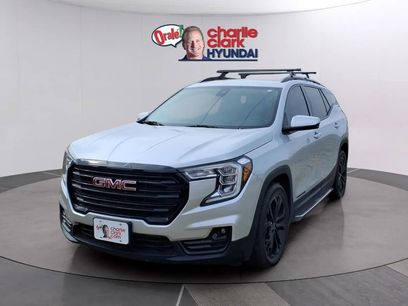 Used 2022 GMC Terrain SLT w/ LPO, 'HIT The Road' Package