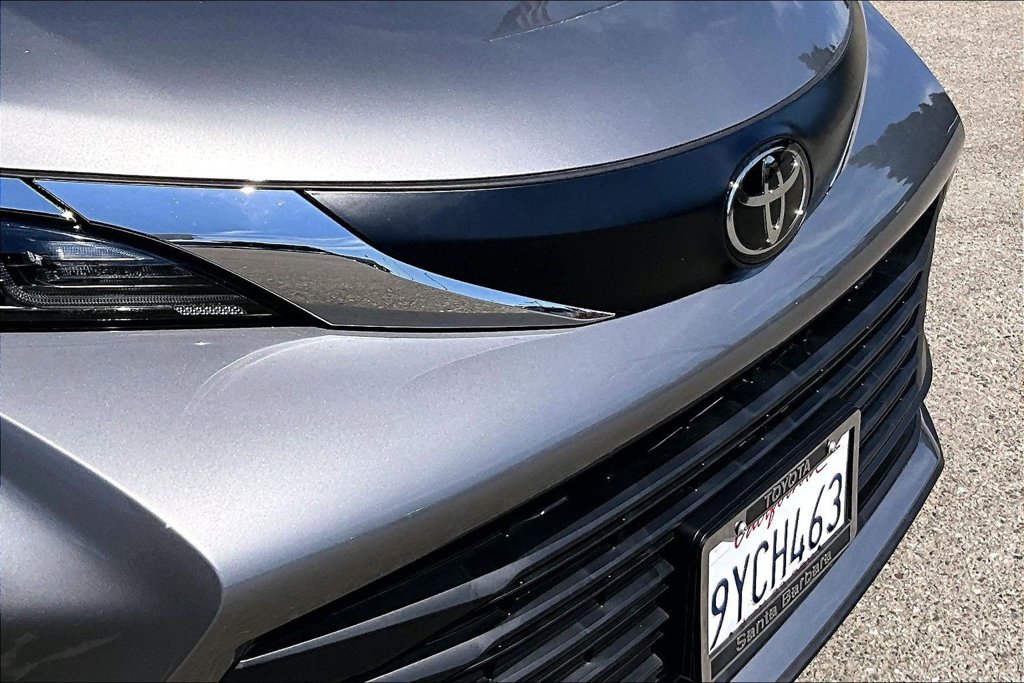 Certified 2026 Toyota Sienna LE AWD/4WD image 34