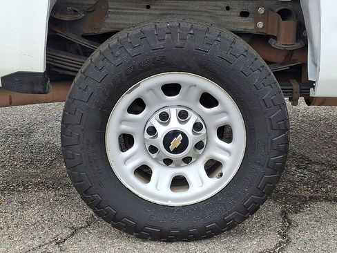 Used 2013 Chevrolet Silverado 3500 W/T image 9