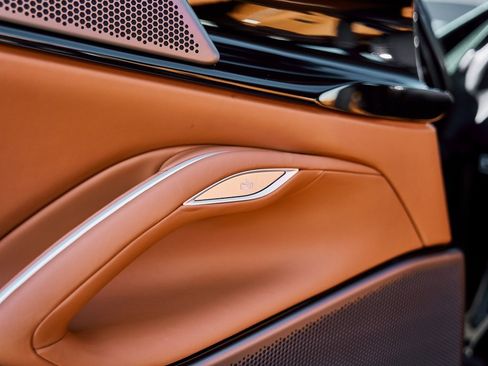 Used 2026 Ferrari Purosangue image 45